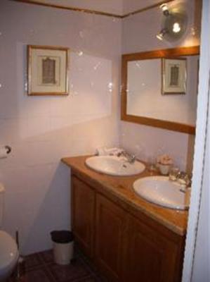 фото отеля Hostellerie La Roseraie
