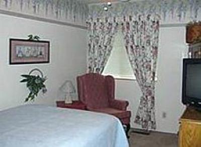 фото отеля Inn at the Park Bed & Breakfast