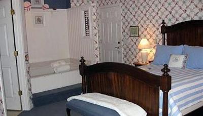 фото отеля Inn at the Park Bed & Breakfast