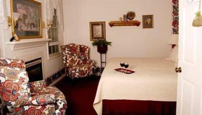 фото отеля Inn at the Park Bed & Breakfast