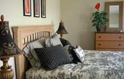 фото отеля Inn at the Park Bed & Breakfast