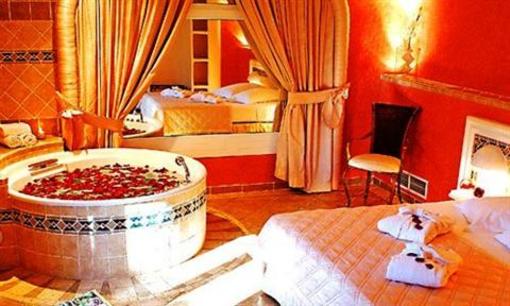 фото отеля Hotel Ostella Bastia