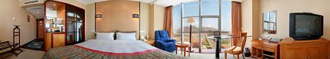 фото отеля BEST WESTERN Premier Qingdao Kilin Crown Hotel