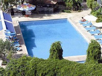 фото отеля Lara Hotel Antalya