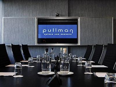 фото отеля Pullman Eindhoven Cocagne