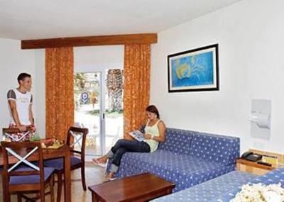 фото отеля Aparthotel Marinda Garden Menorca