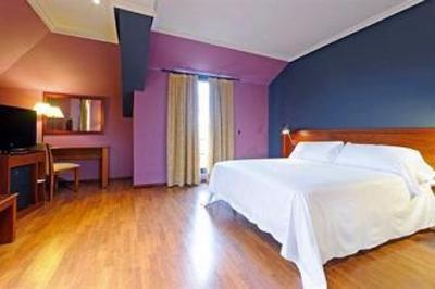 фото отеля Tryp Comendador