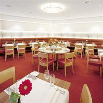 фото отеля Mövenpick Hotel Munster