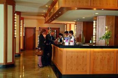 фото отеля Maritim Hotel Dresden