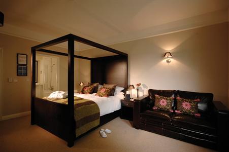 фото отеля BEST WESTERN Forest Lodge