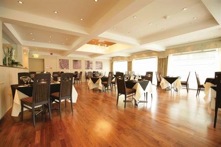 фото отеля BEST WESTERN Forest Lodge
