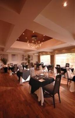 фото отеля BEST WESTERN Forest Lodge