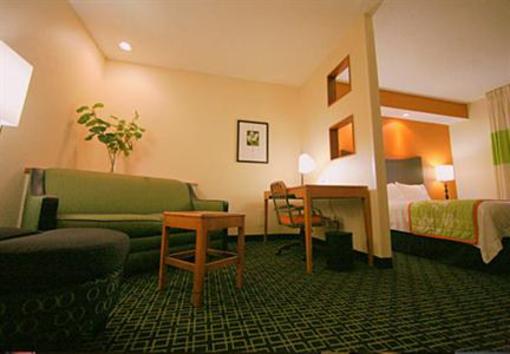 фото отеля Fairfield Inn Kansas City Airport