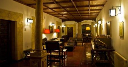 фото отеля Hostal del Cardenal