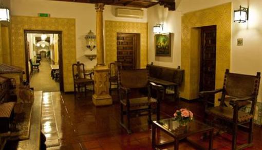 фото отеля Hostal del Cardenal