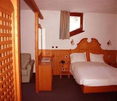 фото отеля Hotel Beau Sejour Etroubles