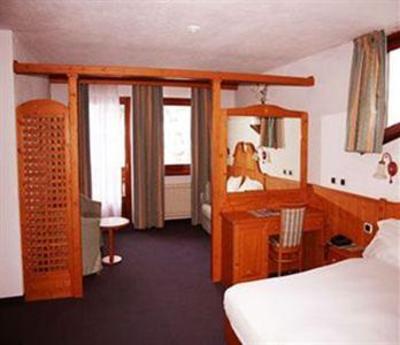 фото отеля Hotel Beau Sejour Etroubles