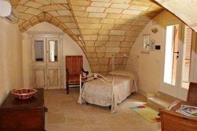 фото отеля Palazzo Mellacqua Rooms Bed and Breakfast Andrano