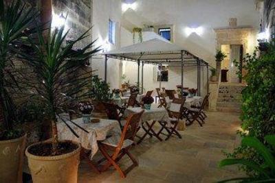 фото отеля Palazzo Mellacqua Rooms Bed and Breakfast Andrano