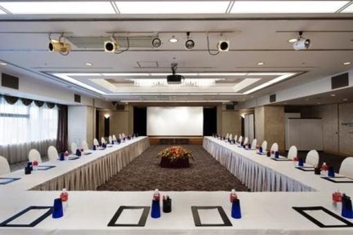 фото отеля Okinawa Harborview Crowne Plaza