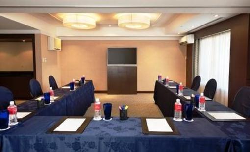 фото отеля Okinawa Harborview Crowne Plaza