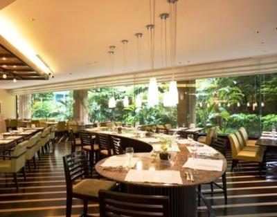 фото отеля Okinawa Harborview Crowne Plaza