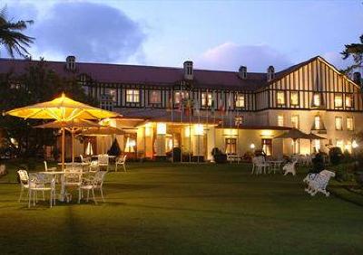 фото отеля Grand Hotel Nuwara Eliya