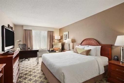 фото отеля Hilton Garden Inn Burlington