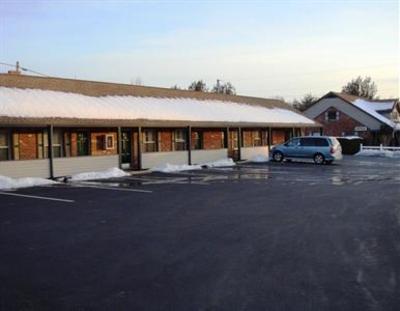 фото отеля Village Inn Motel Lovingston