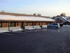 фото отеля Village Inn Motel Lovingston