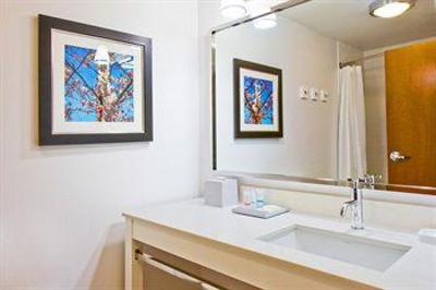 фото отеля Four Points by Sheraton Raleigh Durham Airport