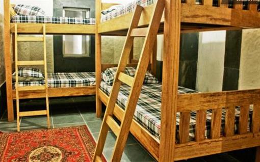 фото отеля On The Rock Hostel