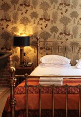 фото отеля The Bull Hotel Bridport
