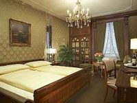 Palais Porcia Hotel
