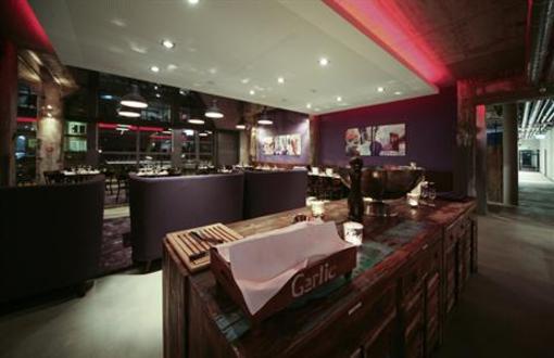 фото отеля Altes Stahlwerk Business & Lifestyle Hotel