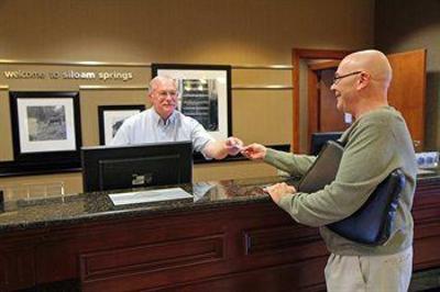 фото отеля Hampton Inn Siloam Springs
