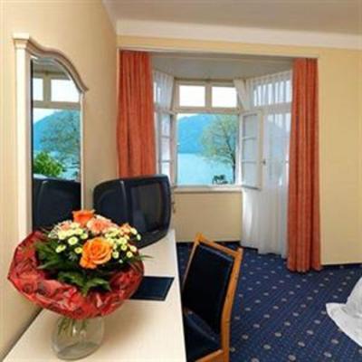 фото отеля Hotel Schweizerhof Weggis