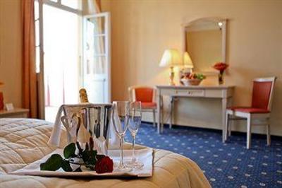 фото отеля Hotel Schweizerhof Weggis