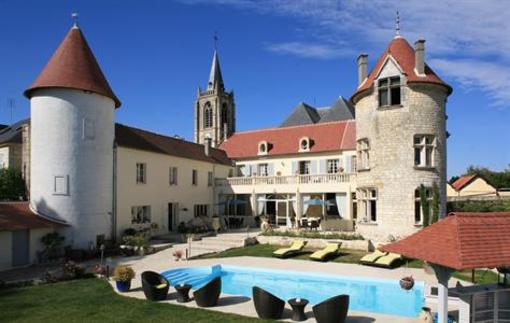 фото отеля Manoir Saint Charles