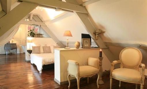 фото отеля Manoir Saint Charles
