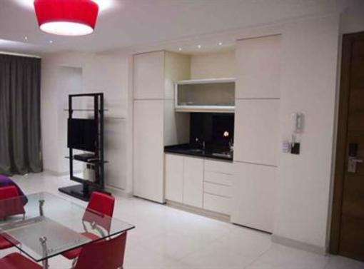 фото отеля Heart of Soho Aparthotel