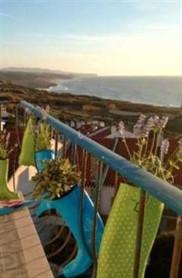 фото отеля Chill in Ericeira Surfhouse