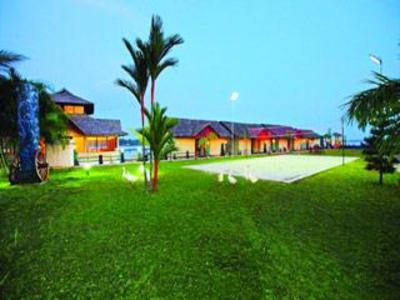фото отеля Pride Emarald Island Resort