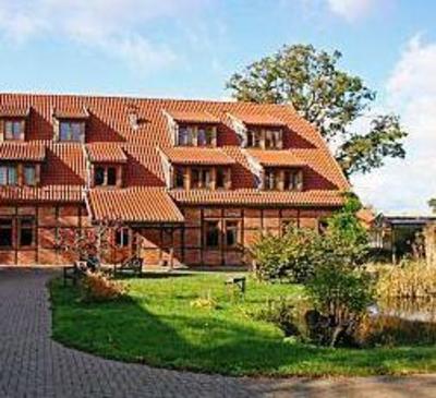 фото отеля Landhaus Elbufer Amt Neuhaus