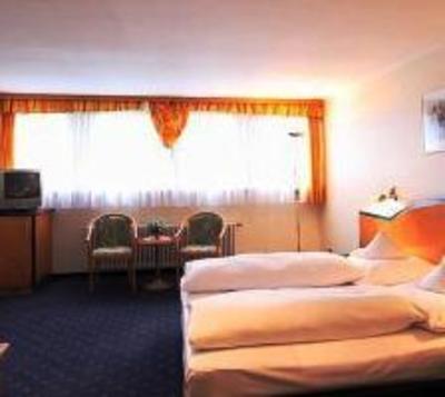 фото отеля Landhotel Adlerhof