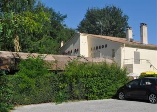 фото отеля Le Relais du l'Abeou Cadarache