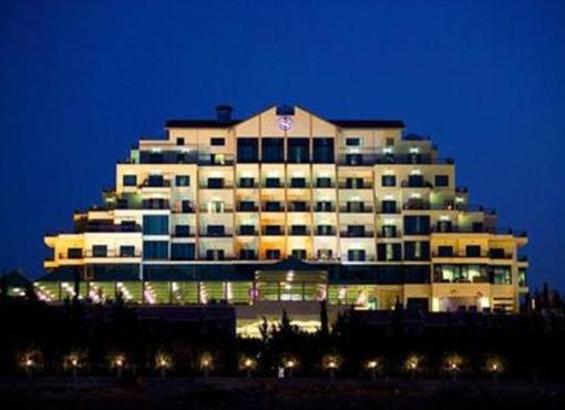 фото отеля Sheraton Ma'aret Sednaya Hotel & Resort