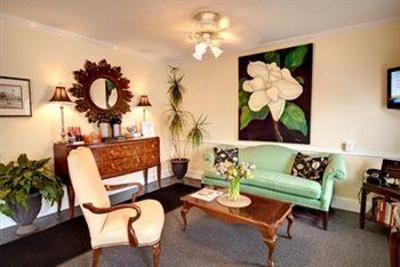 фото отеля BEST WESTERN PLUS Sea Island Inn
