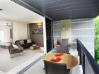 фото отеля Outrigger Little Hastings Street Resort & Spa Noosa