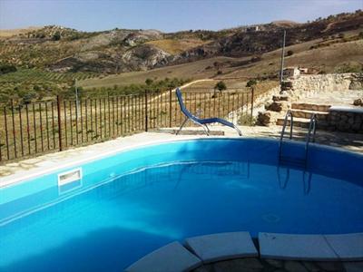 фото отеля Sicilian White Horse Bed & Breakfast Sicily